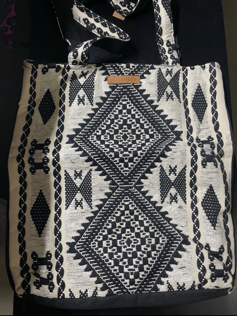 Pura Vida Black & White Geometric Tote